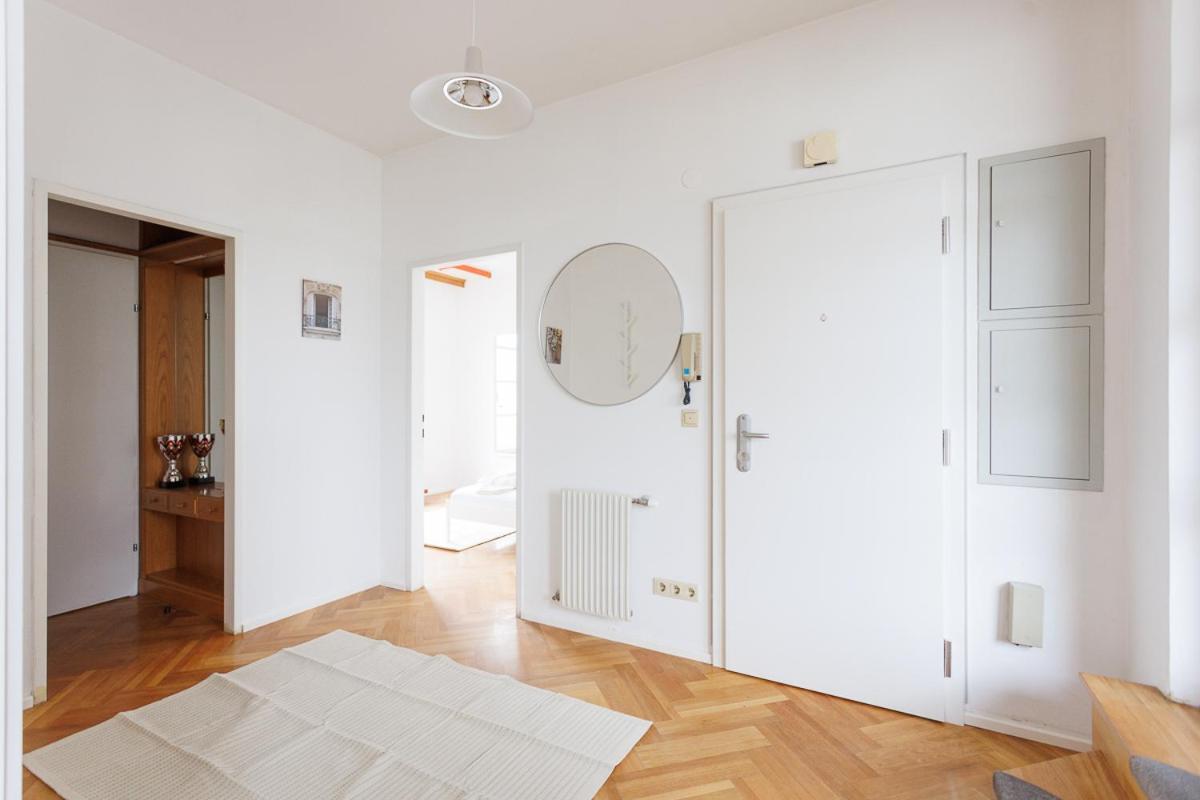 Familien- Und Gruppenparadies Platz Fuer 12 Gaeste Wien Eksteriør billede